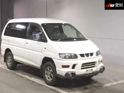 Mitsubishi DELICA