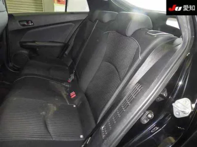 Toyota PRIUS PHV  с аукциона в Японии