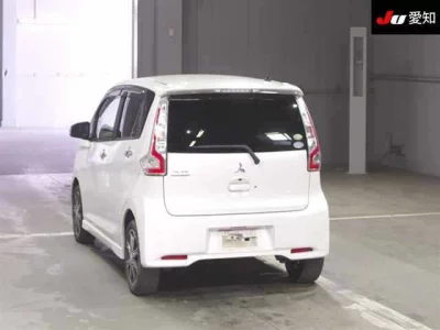 Mitsubishi EK CUSTOM