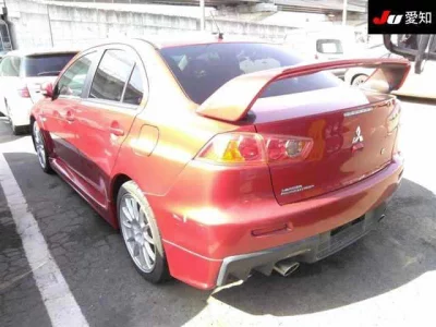 Mitsubishi LANCER
