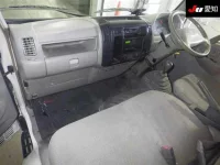 Hino DUTRO лот № 7043 оценка 3  с аукциона в Японии 2