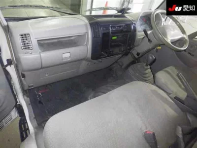 Hino DUTRO  с аукциона в Японии