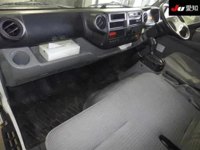 Hino DUTRO  с аукциона в Японии