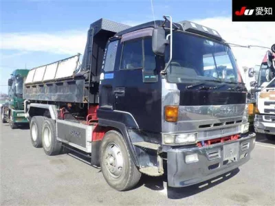 Isuzu TRUCK