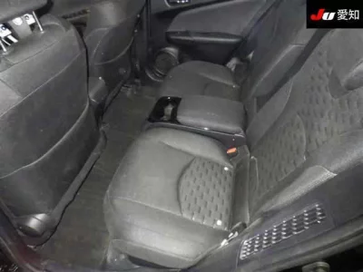 Toyota PRIUS PHV  с аукциона в Японии