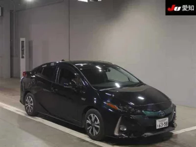 Toyota PRIUS PHV  с аукциона в Японии