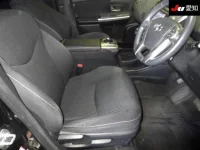 Toyota PRIUS ALPHA лот № 3094 оценка 4.5  с аукциона в Японии 5