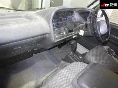 Toyota HIACE VAN  с аукциона в Японии