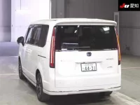 Honda STEP WAGON лот № 3095 оценка 4.5  с аукциона в Японии 1