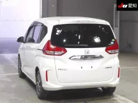 Honda FREED лот № 3085 оценка 4  с аукциона в Японии 1