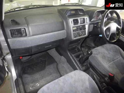 Mitsubishi PAJERO IO
