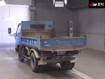 Mazda TITAN  с аукциона в Японии