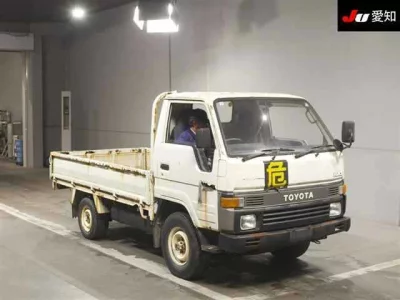 Toyota HIACE TRUCK