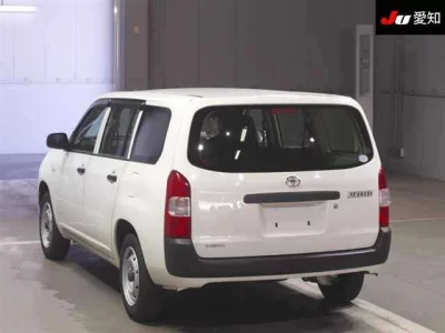 Toyota SUCCEED  с аукциона в Японии