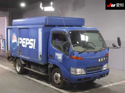 Toyota DYNA  с аукциона в Японии