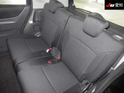 Mitsubishi DELICA D2