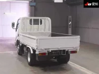 Toyota DYNA лот № 7073 оценка 3.5  с аукциона в Японии 1