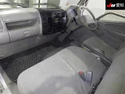 Toyota DYNA  с аукциона в Японии