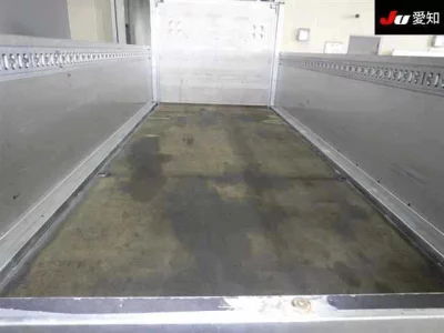 Toyota DYNA  с аукциона в Японии