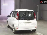 Toyota FUNCARGO лот № 30619 оценка R  с аукциона в Японии 1