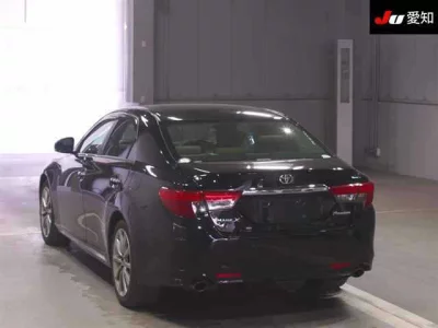 Toyota MARK X  с аукциона в Японии