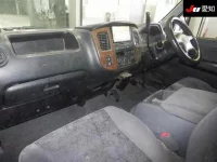 Nissan CARAVAN VAN лот № 20080 оценка 3.5  с аукциона в Японии 2
