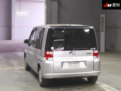 Honda MOBILIO  с аукциона в Японии