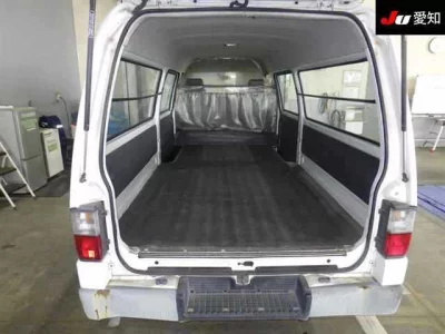 Mazda BONGO BRAWNY VAN