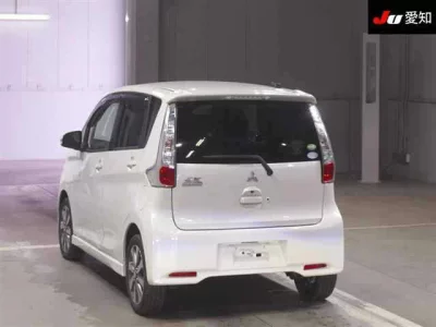 Mitsubishi EK CUSTOM