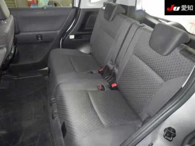 Mitsubishi DELICA D2