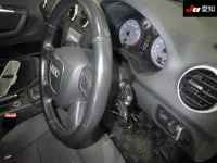 Audi A3 лот № 30560 оценка 3  с аукциона в Японии 4