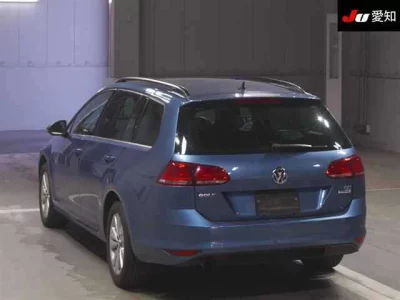 Volkswagen GOLF VARIANT