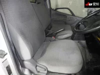 Hino DUTRO лот № 8070 оценка 3  с аукциона в Японии 5