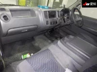 Nissan CARAVAN VAN лот № 20124 оценка 3.5  с аукциона в Японии 2