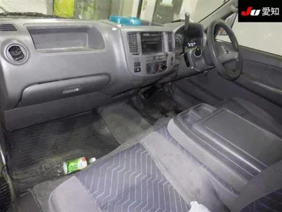 Nissan CARAVAN VAN  с аукциона в Японии