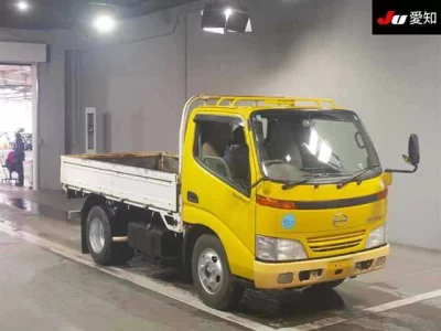 Hino DUTRO  с аукциона в Японии