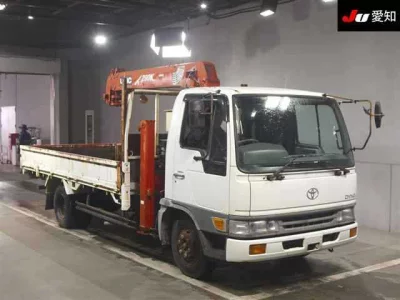 Toyota DYNA  с аукциона в Японии
