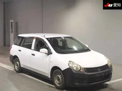 Mitsubishi LANCER VAN