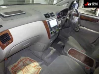 Toyota IPSUM лот № 30669 оценка 3.5  с аукциона в Японии 2