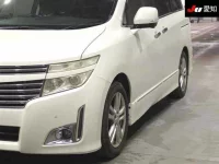 Nissan ELGRAND лот № 30671 оценка 3.5  с аукциона в Японии 6