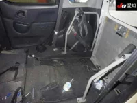 Toyota FUNCARGO лот № 30690 оценка R  с аукциона в Японии 3