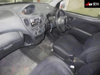 Toyota FUNCARGO лот № 30690 оценка R  с аукциона в Японии 2