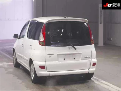 Toyota FUNCARGO  с аукциона в Японии