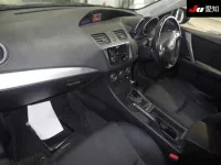 Mazda AXELA лот № 1033 оценка 3.5  с аукциона в Японии 2