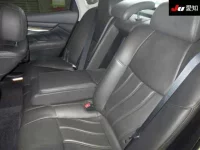 Nissan FUGA лот № 4163 оценка 3.5  с аукциона в Японии 3