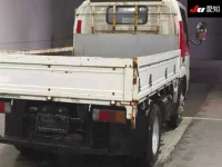 Toyota DYNA лот № 7096 оценка 3  с аукциона в Японии 7