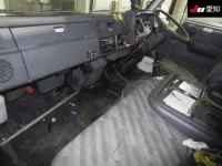 Toyota DYNA лот № 8064 оценка 3  с аукциона в Японии 2