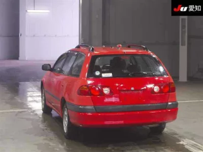 Toyota CALDINA  с аукциона в Японии