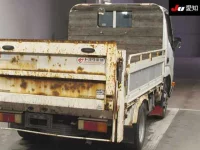 Toyota DYNA лот № 7082 оценка 3.5  с аукциона в Японии 7