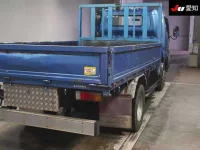 Toyota DYNA лот № 8071 оценка 3.5  с аукциона в Японии 7